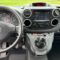 AIRCO, AIRBAGS, CRUISE CONTROL, HANDENVRIJ BELLEN, AUX-AANSLUITING, PIONEER RADIO-GPS, SCHUIFDEUR RECHTS, ASYMMETRISCHE KLAPDEUREN ACHTER



