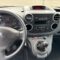 AIRCO, AIRBAGS, CRUISE CONTROL, HANDENVRIJ BELLEN,  AUX, PARKEERSENSOREN ACHTERAAN, BOORDCOMPUTER, SCHUIFDEUR RECHTS, BTW-WAGEN
